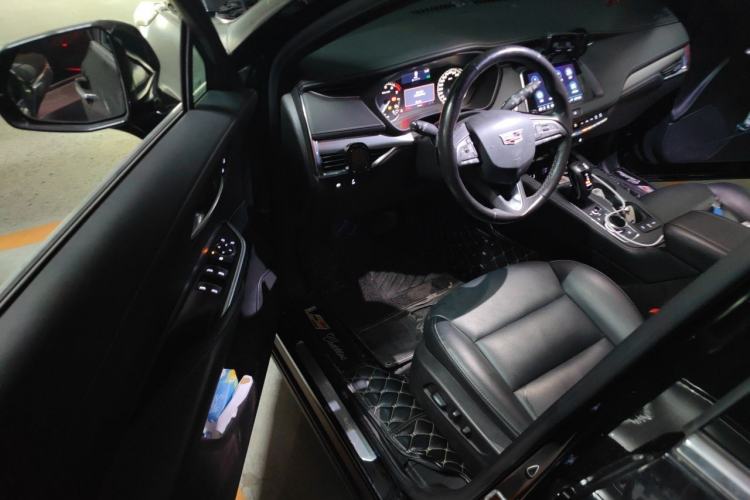 Used Cadillac XT4 2018 28T Two-Wheel-Drive Luxury Model Driver Seat