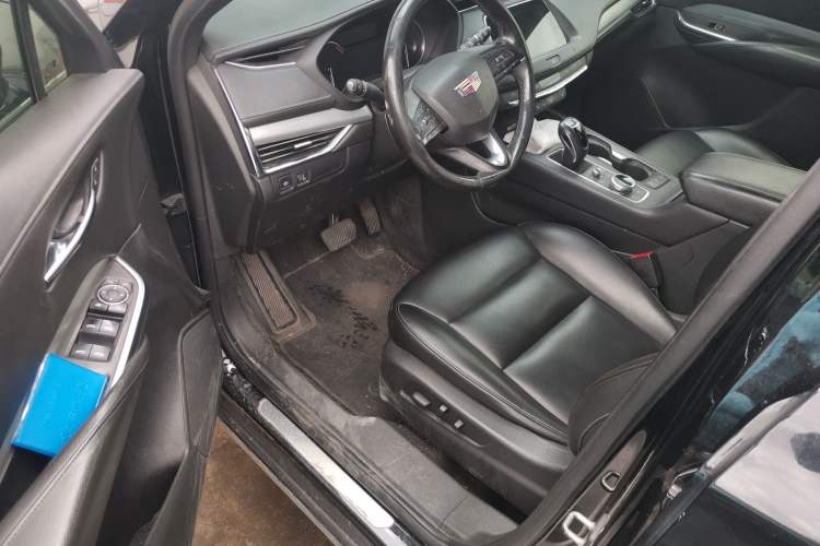 Used Cadillac XT4 2018 28T Two-Wheel-Drive Luxury Model Driver Seat