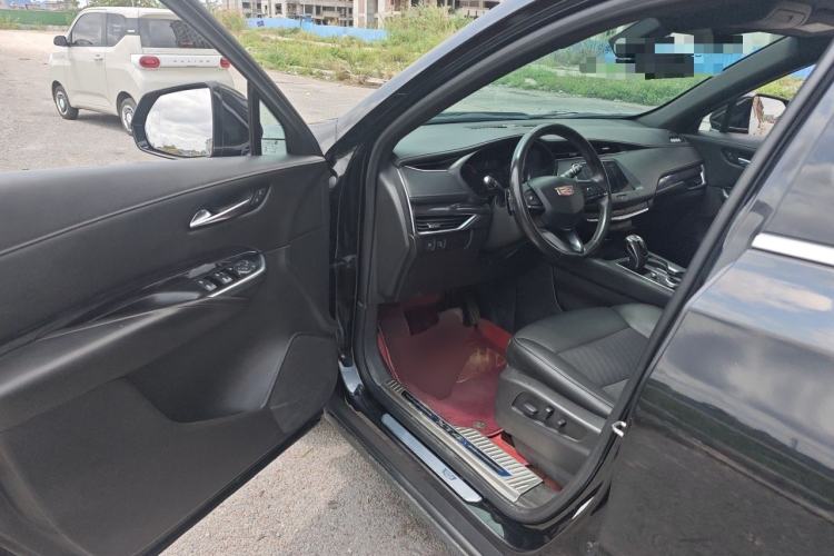 Used Cadillac XT4 2018 28T Two-Wheel Drive Tech Version Driver Seat