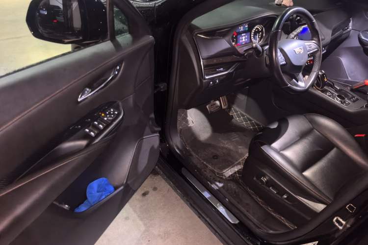 Used Cadillac XT4 2018 28T Two-Wheel Drive Luxury Sport Model Driver Seat
