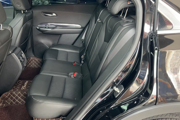 Used Cadillac XT4 2018 28T Two-Wheel Drive Tech Version Driver Seat