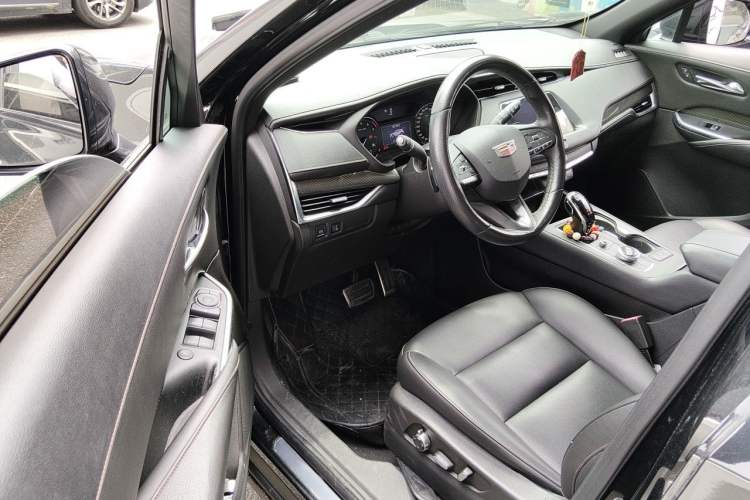 Used Cadillac XT4 2018 28T Two-Wheel Drive Luxury Sport Model Driver Seat
