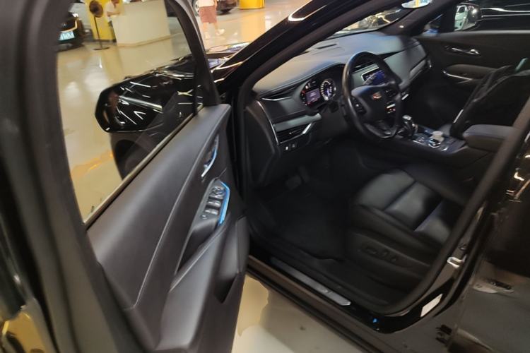 Used Cadillac XT4 2018 28T Four-Wheel Drive Leading Model Driver Seat