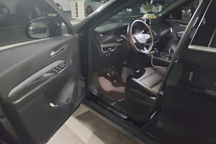 Used Cadillac XT4 2018 28T Two-Wheel Drive Leading Version Driver Seat