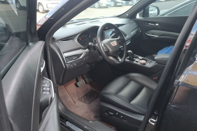 Used Cadillac XT4 2018 28T Two-Wheel Drive Leading Version Driver Seat
