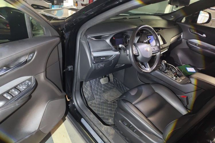 Used Cadillac XT4 2018 28T Two-Wheel Drive Leading Version Driver Seat