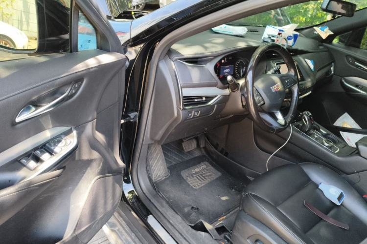 Used Cadillac XT4 2018 28T Two-Wheel Drive Leading Version Driver Seat