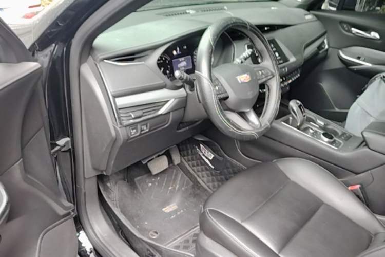 Used Cadillac XT4 2018 28T Two-Wheel Drive Leading Version Driver Seat