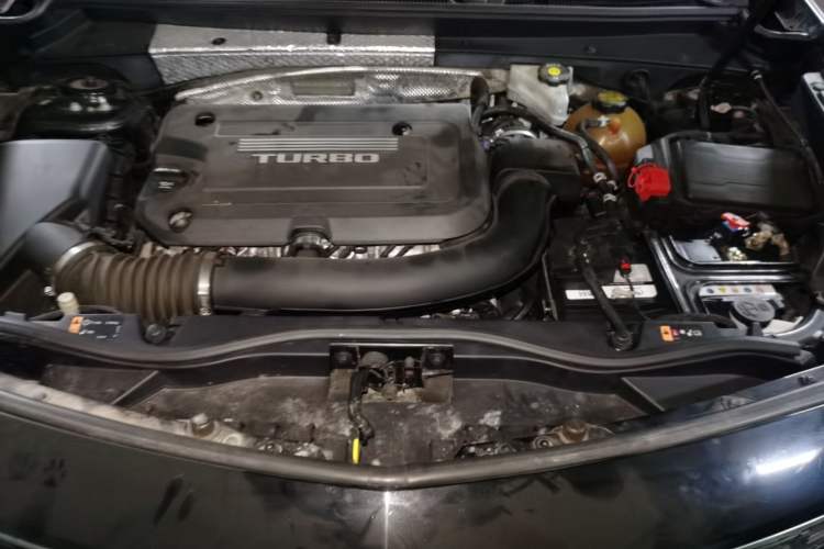 Used Cadillac XT4 2018 28T Two-Wheel Drive Leading Version Engine Bay