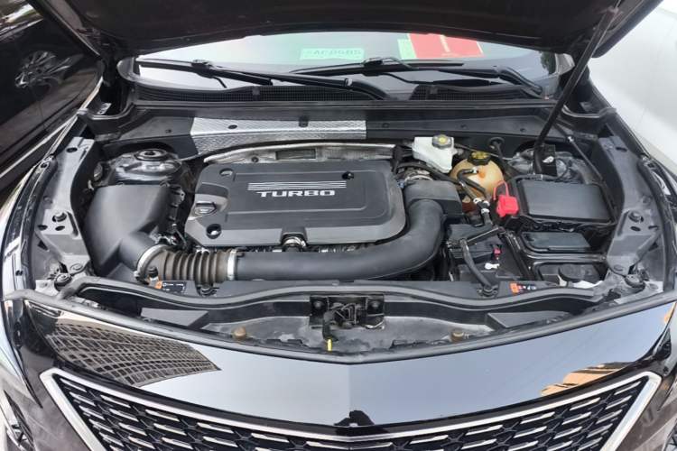 Used Cadillac XT4 2018 28T Two-Wheel Drive Tech Version Engine Bay
