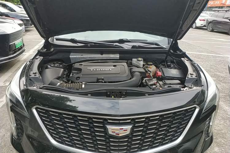 Used Cadillac XT4 2018 28T Two-Wheel Drive Leading Version Engine Bay