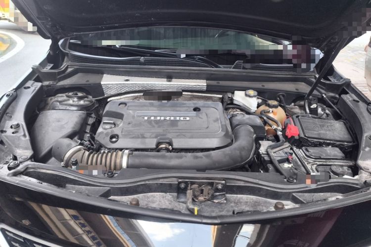 Used Cadillac XT4 2018 28T Two-Wheel Drive Tech Version Engine Bay