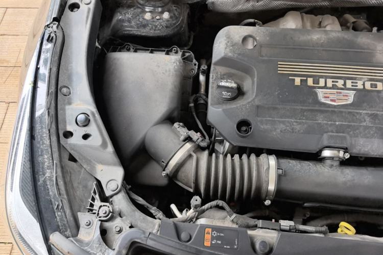 Used Cadillac XT4 2018 28T Two-Wheel Drive Leading Version Engine Bay Right