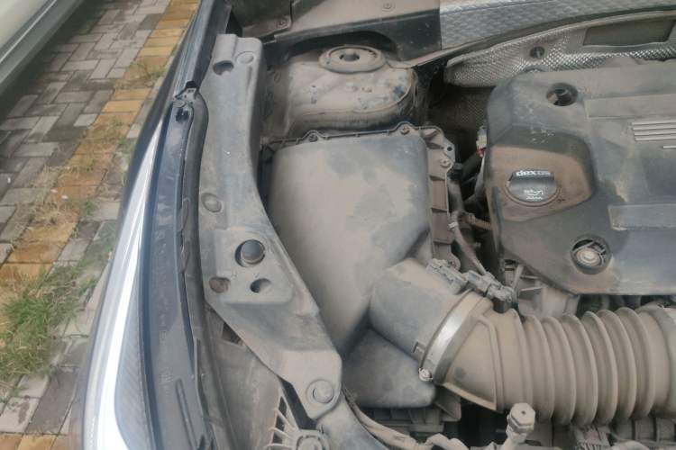 Used Cadillac XT4 2018 28T Two-Wheel Drive Leading Version Engine Bay Right