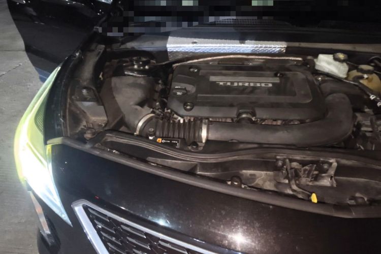 Used Cadillac XT4 2018 28T Two-Wheel Drive Tech Version Engine Bay Right