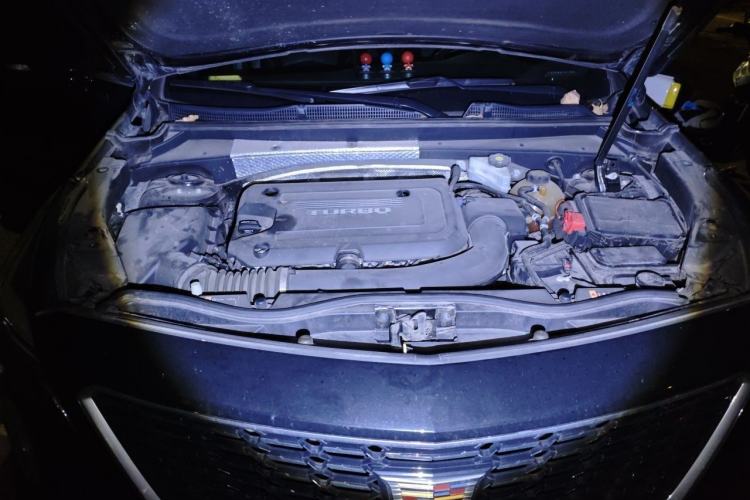 Used Cadillac XT4 2018 28T Two-Wheel Drive Tech Version Engine Bay