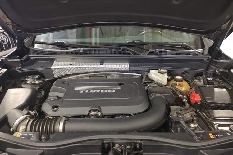 Used Cadillac XT4 2018 28T Two-Wheel Drive Leading Version Engine Bay