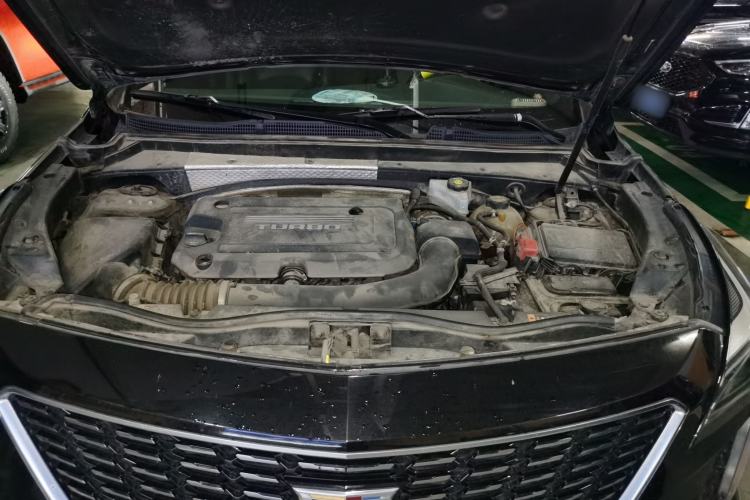 Used Cadillac XT4 2018 28T Two-Wheel Drive Tech Version Engine Bay