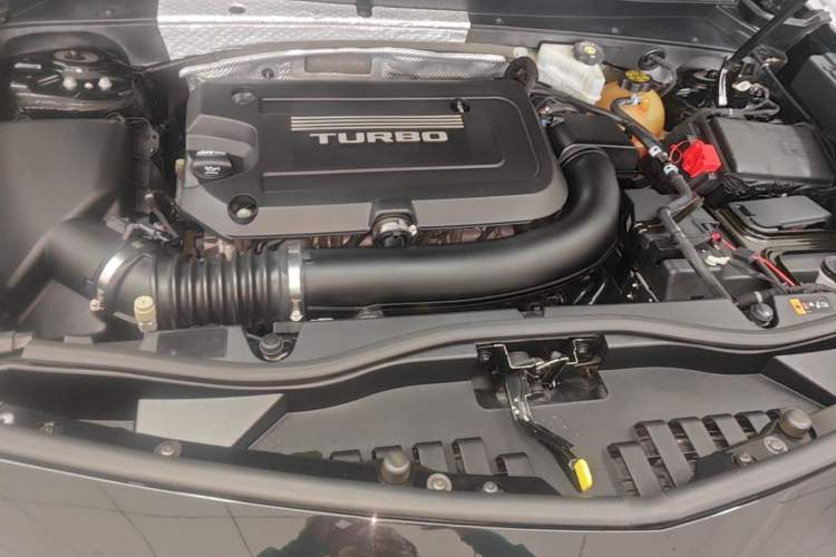 Used Cadillac XT4 2018 28T Two-Wheel Drive Leading Version Engine Bay