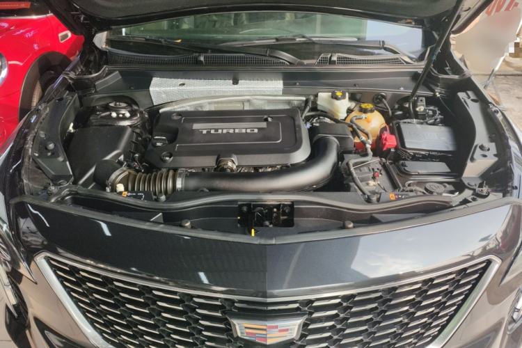 Used Cadillac XT4 2018 28T Two-Wheel Drive Leading Version Engine Bay