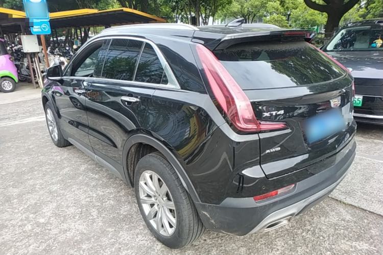 Used Cadillac XT4 2018 28T Two-Wheel Drive Leading Version Exterior 2