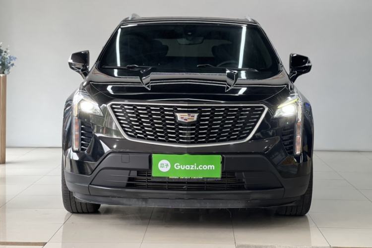 Used Cadillac XT4 2018 28T Two-Wheel Drive Tech Version Exterior 2