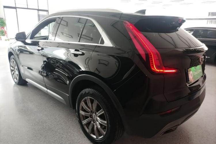 Used Cadillac XT4 2018 28T Two-Wheel Drive Leading Version Exterior 2