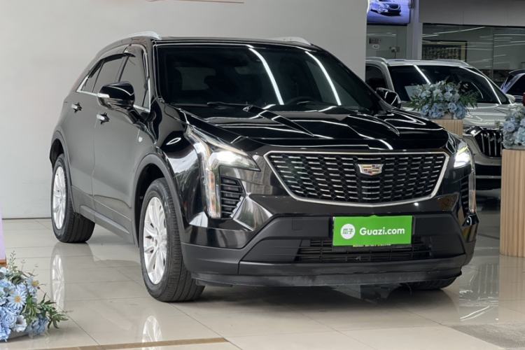 Used Cadillac XT4 2018 28T Two-Wheel Drive Tech Version Exterior 4