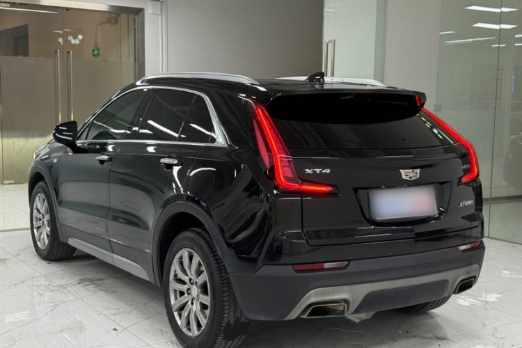 Used Cadillac XT4 2018 28T Two-Wheel Drive Leading Version Exterior 4