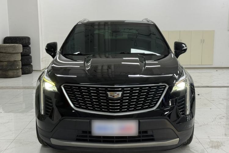 Used Cadillac XT4 2018 28T Two-Wheel Drive Leading Version Exterior 5