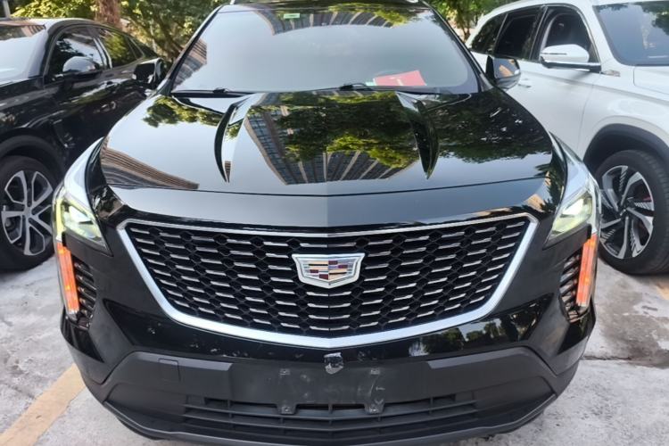 Used Cadillac XT4 2018 28T Two-Wheel Drive Tech Version Front