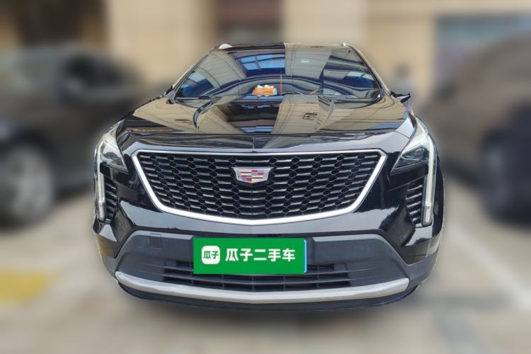 Used Cadillac XT4 2018 28T Two-Wheel-Drive Luxury Model Front