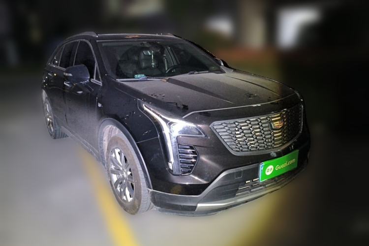 Used Cadillac XT4 2018 28T Two-Wheel Drive Leading Version Front Right 45 Deg