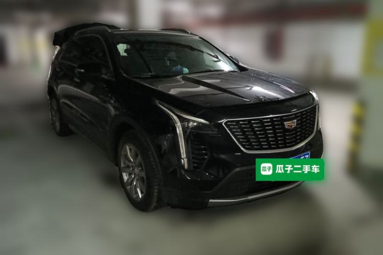 Used Cadillac XT4 2018 28T Two-Wheel Drive Leading Version Front Right 45 Deg