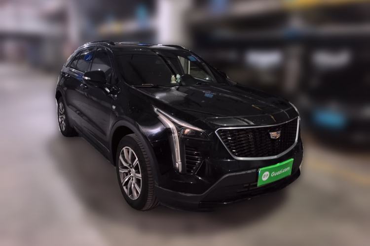 Used Cadillac XT4 2018 28T Two-Wheel Drive Luxury Sport Model Front Right 45 Deg