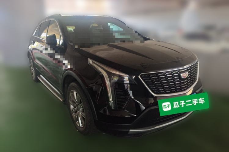 Used Cadillac XT4 2018 28T Two-Wheel Drive Leading Version Front Right 45 Deg