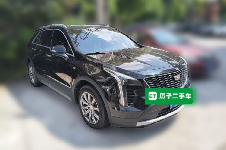 Used Cadillac XT4 2018 28T Two-Wheel Drive Leading Version Front Right 45 Deg
