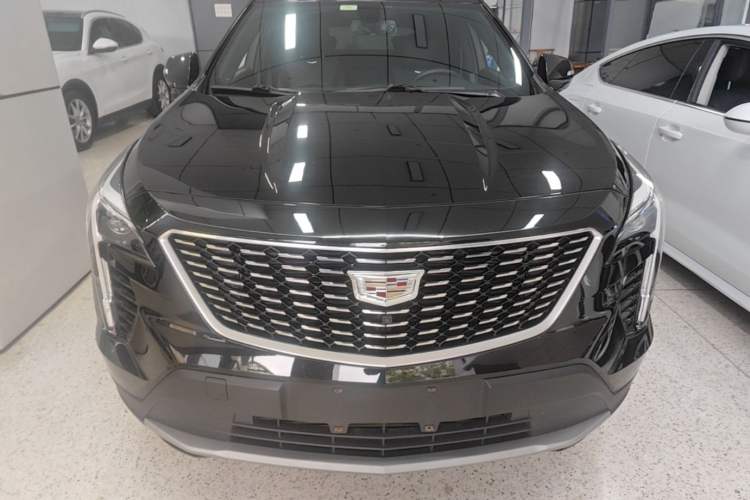 Used Cadillac XT4 2018 28T Two-Wheel Drive Leading Version Front