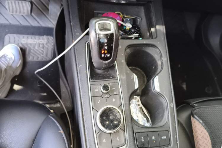 Used Cadillac XT4 2018 28T Two-Wheel Drive Leading Version Gear Lever