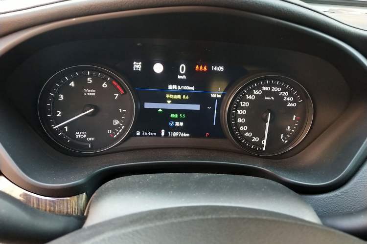 Used Cadillac XT4 2018 28T 4x4 Platinum Edition Instrument Cluster
