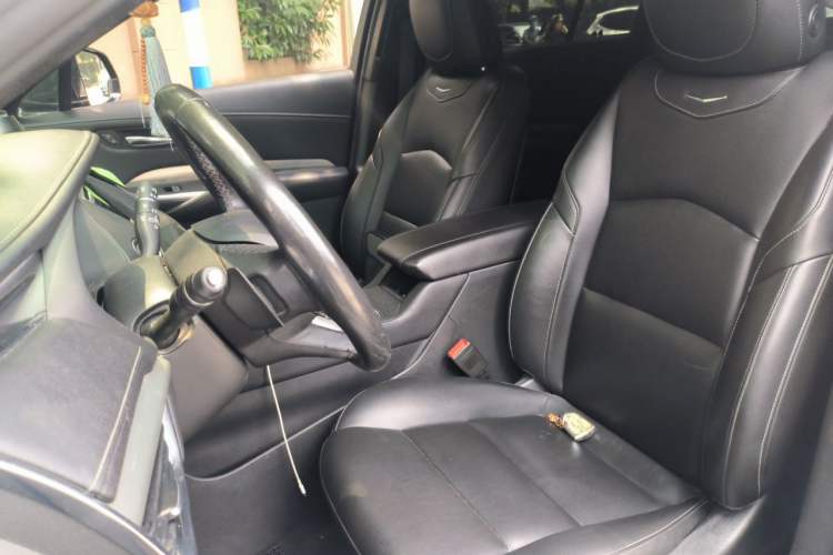 Used Cadillac XT4 2018 28T Two-Wheel Drive Leading Version Left Front Seat