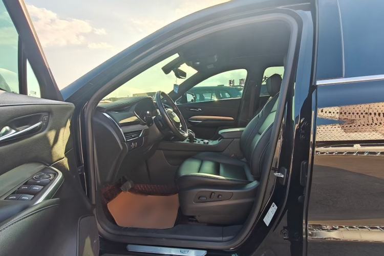 Used Cadillac XT4 2018 28T Two-Wheel Drive Leading Version Left Front Seat