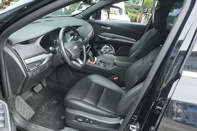 Used Cadillac XT4 2018 28T Two-Wheel Drive Leading Version Left Front Seat