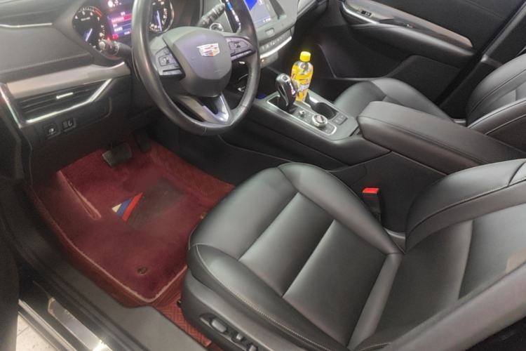 Used Cadillac XT4 2018 28T Two-Wheel Drive Leading Version Left Front Seat