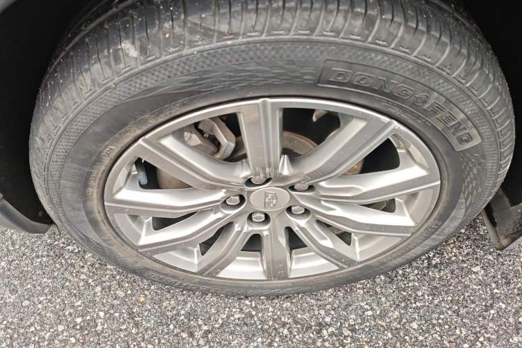 Used Cadillac XT4 2018 28T Two-Wheel Drive Leading Sport Model Left Front Wheel Hub