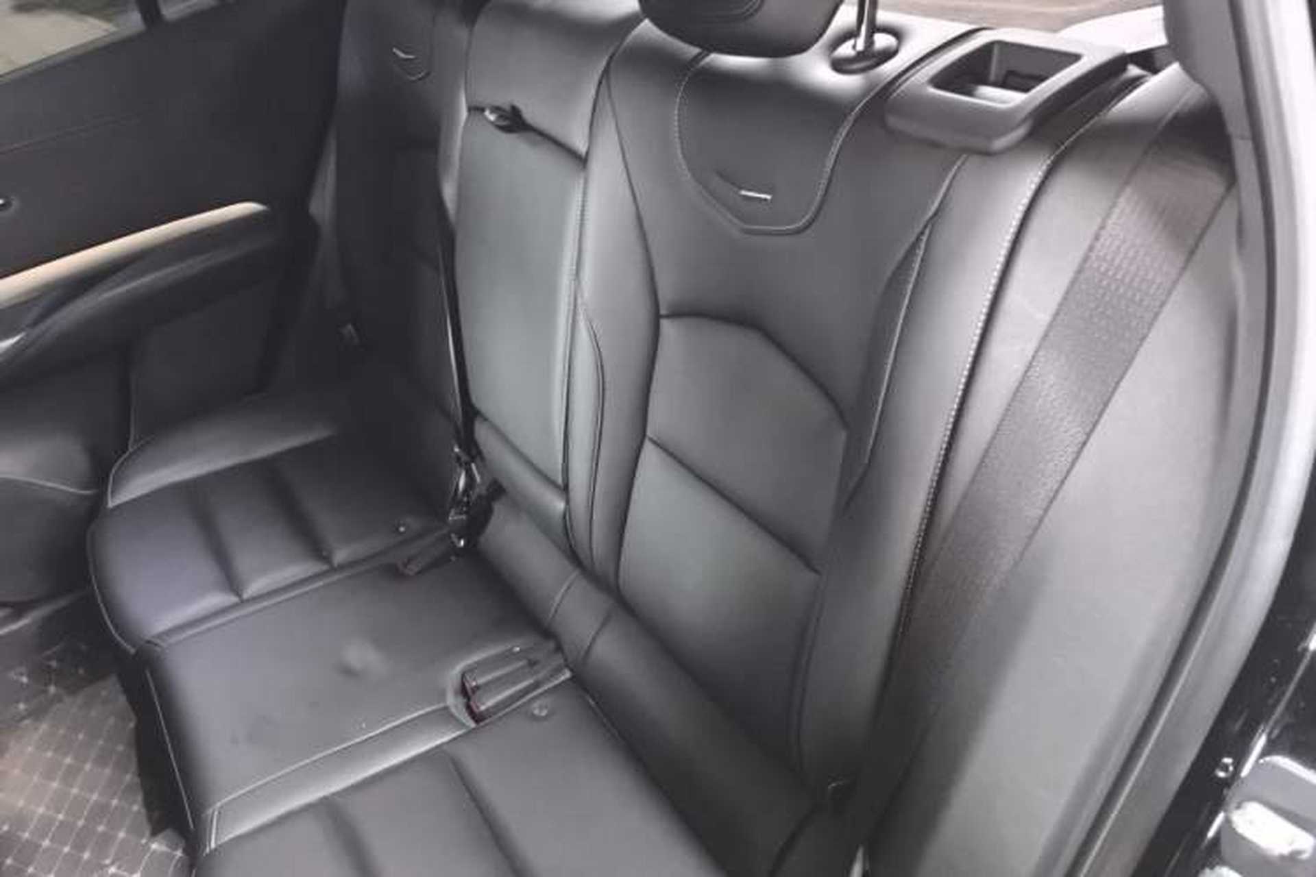Used Cadillac XT4 2018 28T Two-Wheel Drive Leading Version Left Rear Seat