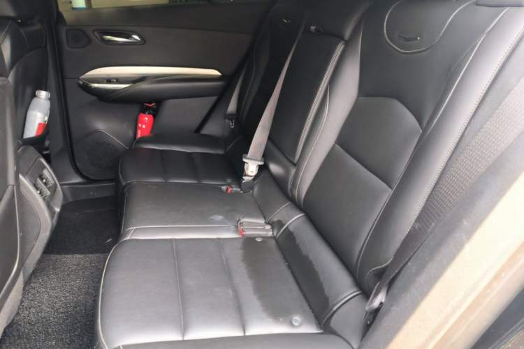 Used Cadillac XT4 2018 28T Two-Wheel Drive Leading Version Left Rear Seat