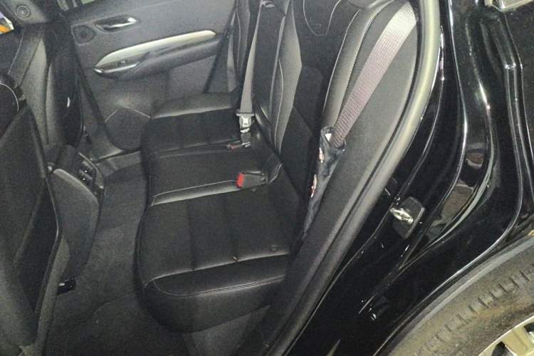 Used Cadillac XT4 2018 28T Four-Wheel Drive Leading Model Left Rear Seat