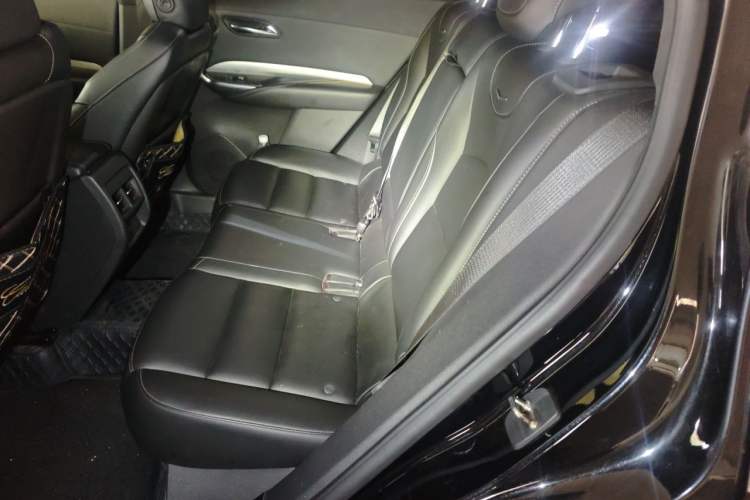 Used Cadillac XT4 2018 28T Two-Wheel Drive Leading Version Left Rear Seat