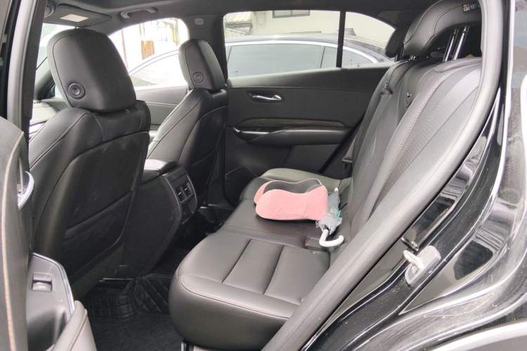 Used Cadillac XT4 2018 28T Two-Wheel Drive Luxury Sport Model Left Rear Seat